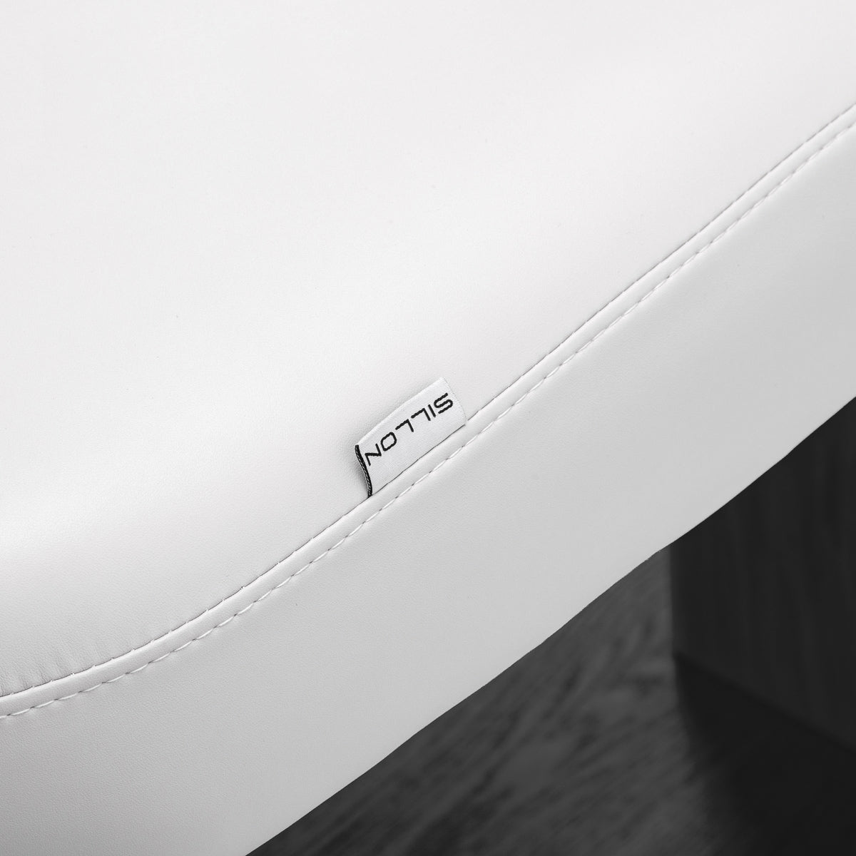 Sillon Relax · balts / melna · Sillon etiķete un šuve