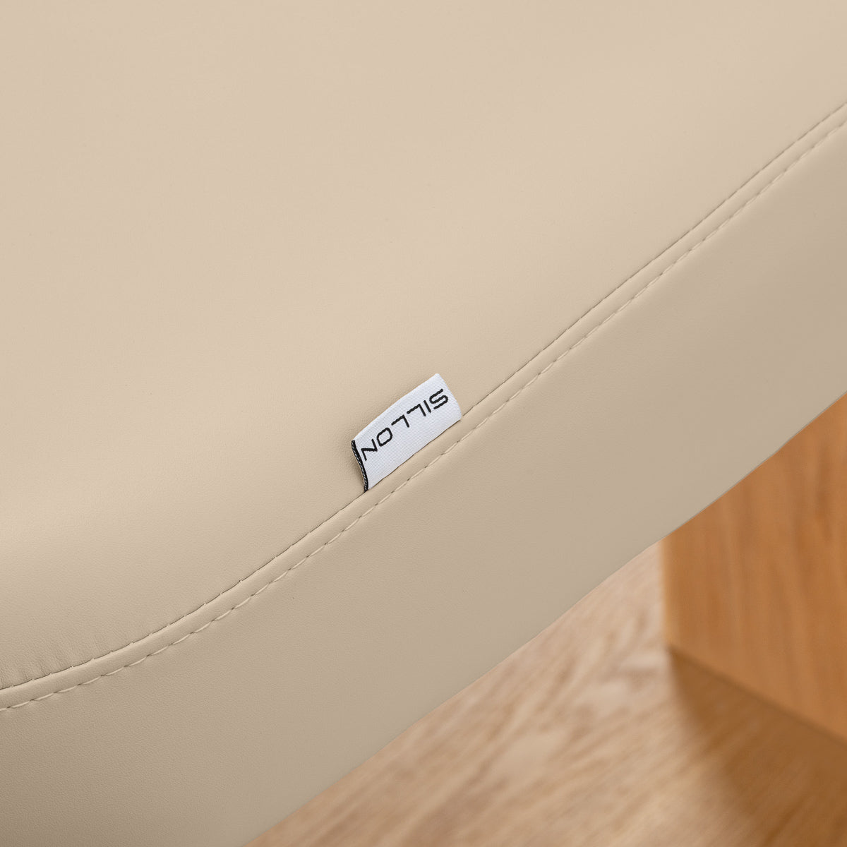 Sillon Relax · bēšs · Sillon etiķete un šuve