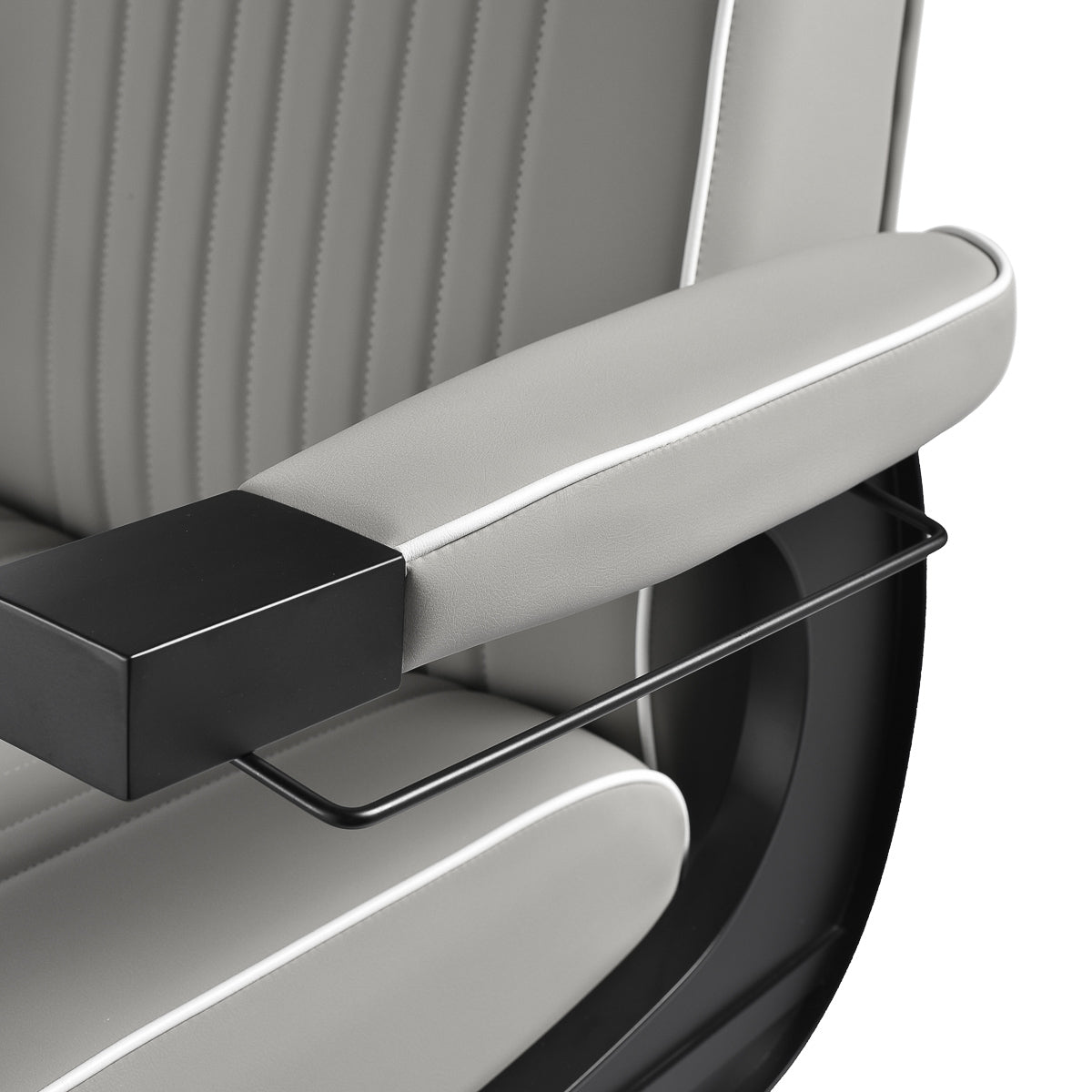 Gabbiano Levi barber chair with black frame gray without stitching at the back - BVShop